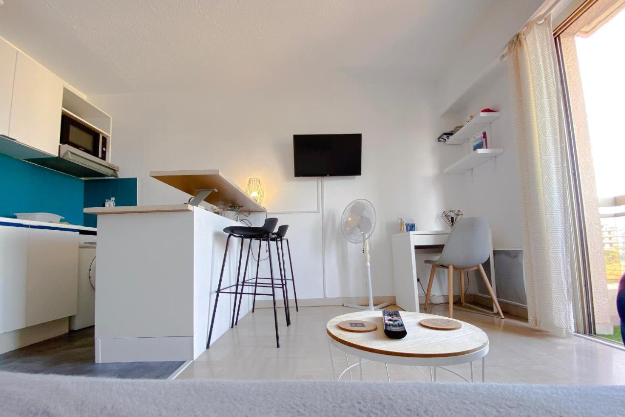 Guignon - Apart Sunny Comfort Close To The Port & Station Antibes Eksteriør bilde