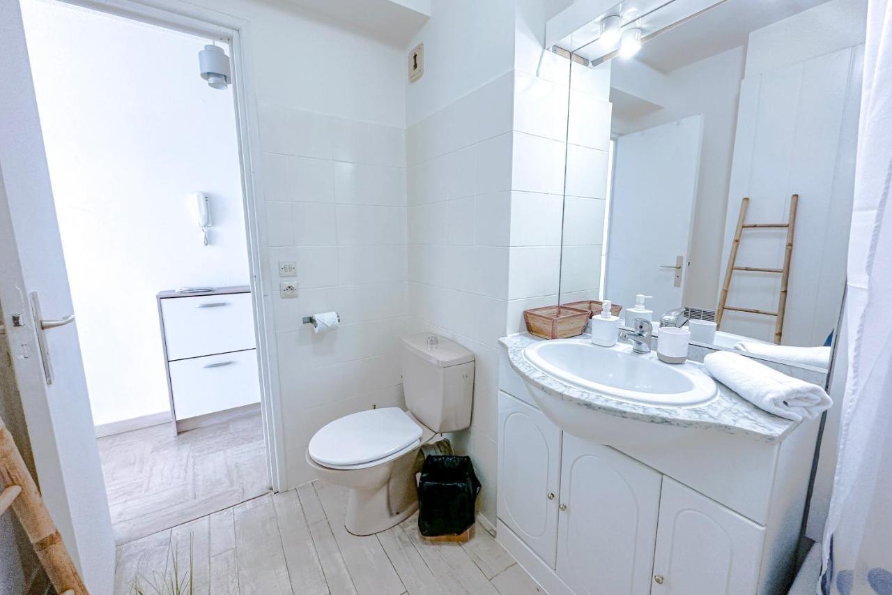 Guignon - Apart Sunny Comfort Close To The Port & Station Antibes Eksteriør bilde